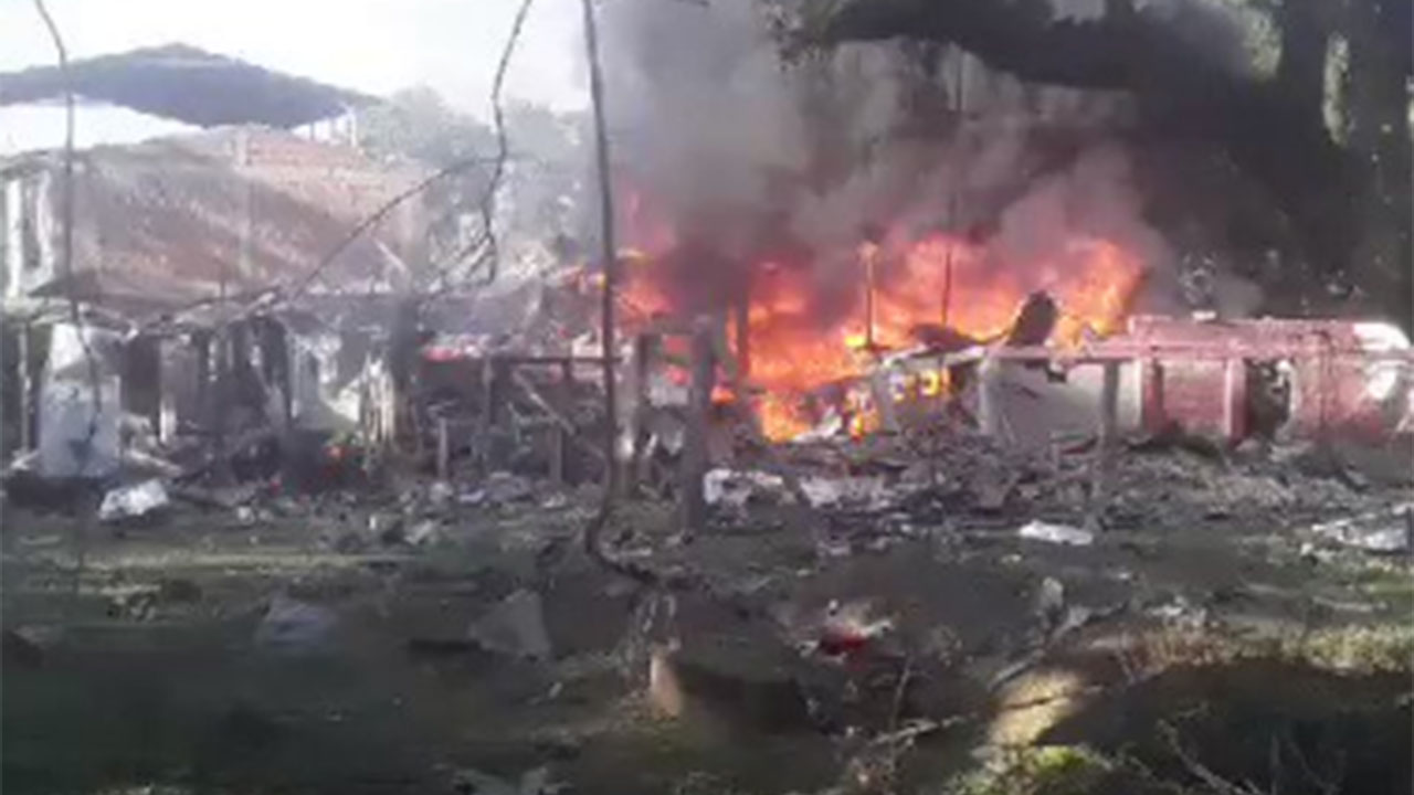 Una maestra y una estudiante, las víctimas del atentado en Timba (Cauca)