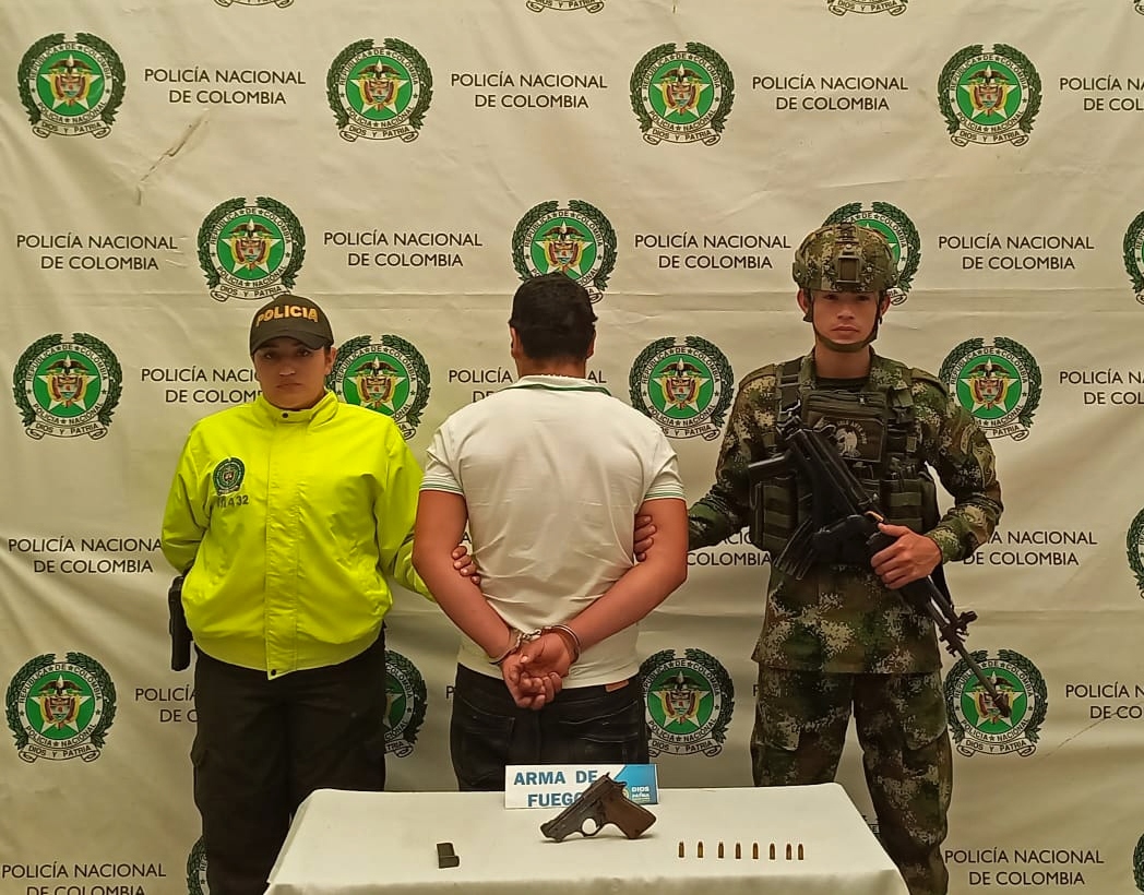 Incauta elementos ilegales