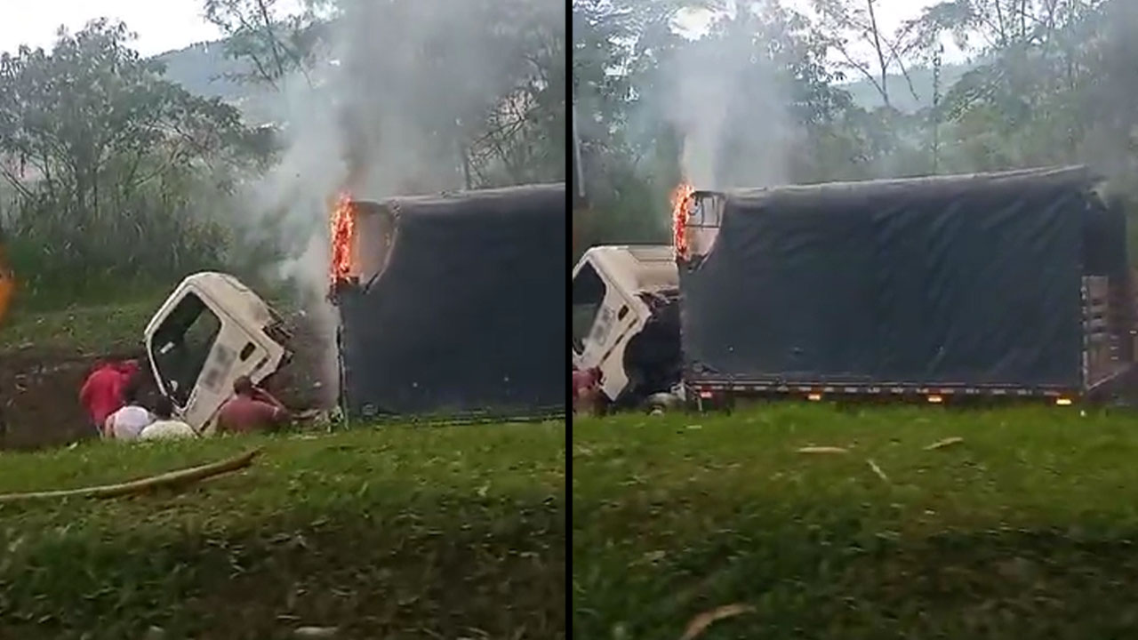 VIDEO. Un camión se estaba quemando en La Variante Caldas