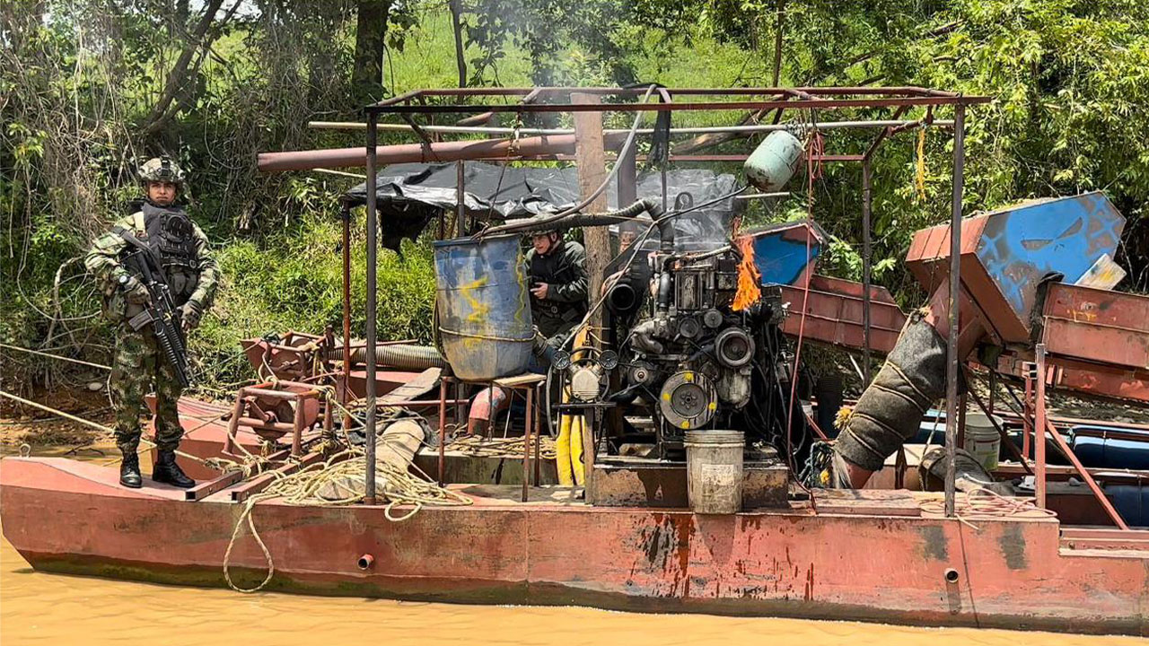 FOTOS.Tres unidades de minería ilegal fueron destruidas en Cáceres y Caucasia