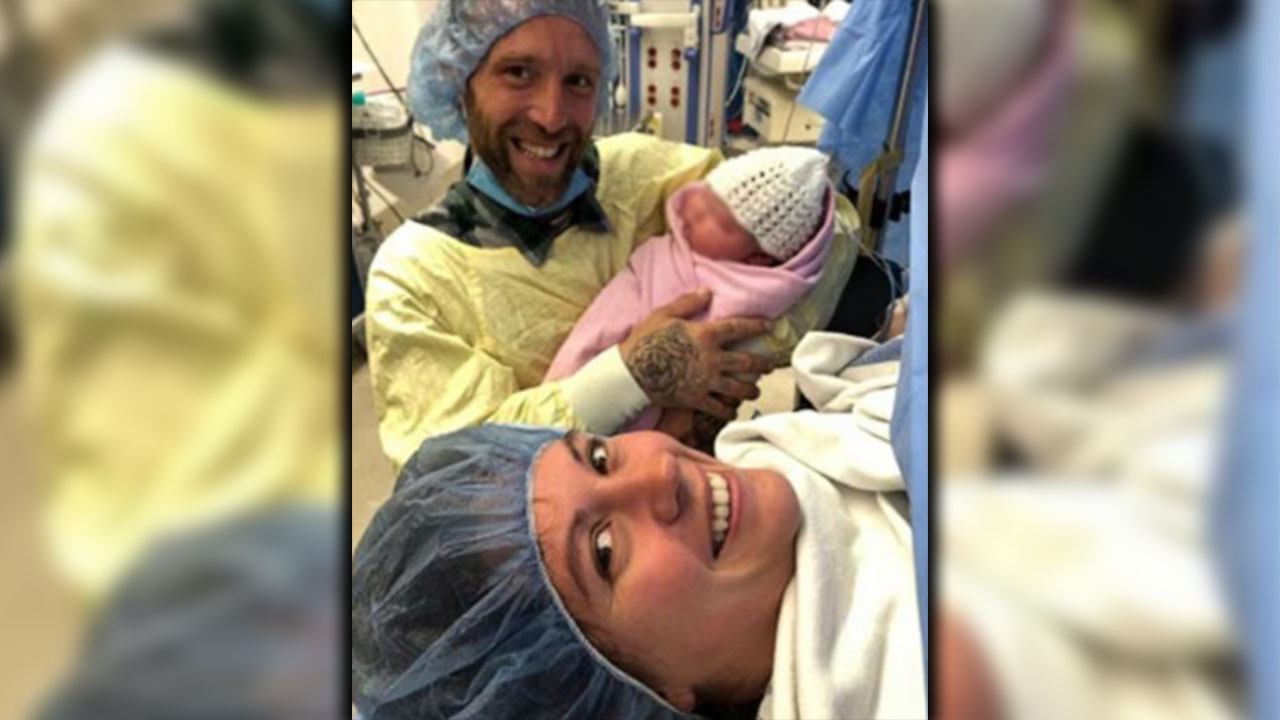 FOTOS. "Bien gordito y fornido", mujer dio a luz a bebé de más de 6 kilos