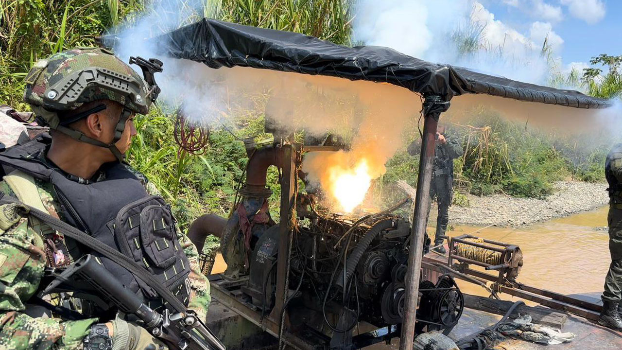 FOTOS.Tres unidades de minería ilegal fueron destruidas en Cáceres y Caucasia