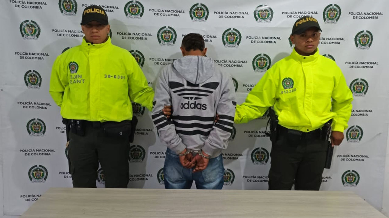 Capturaron a tres hombres por diferentes delitos en Antioquia