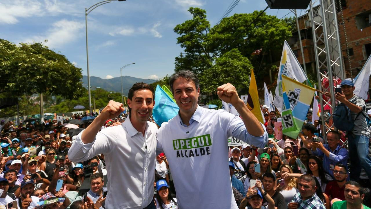 FOTOS. Después de la renuncia Daniel Quintero se vio haciendo campaña en las calles de Medellín
