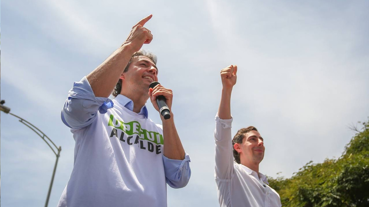 FOTOS. Después de la renuncia Daniel Quintero se vio haciendo campaña en las calles de Medellín