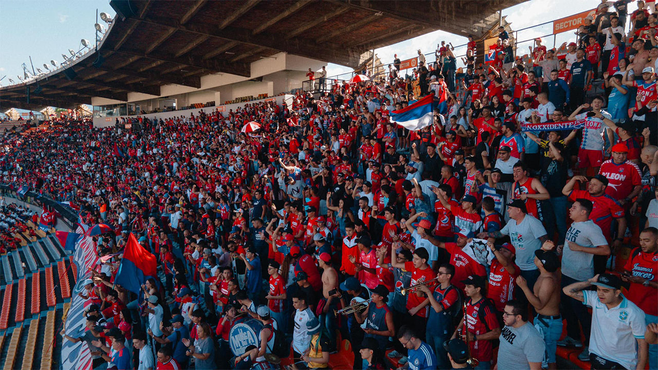 El DIM los espera en el entrenamiento: hinchas al Atanasio