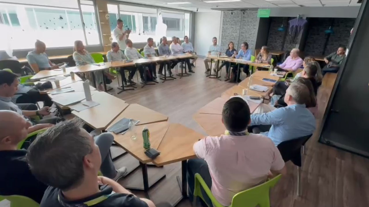 Fico Gutiérrez sector de la tecnología