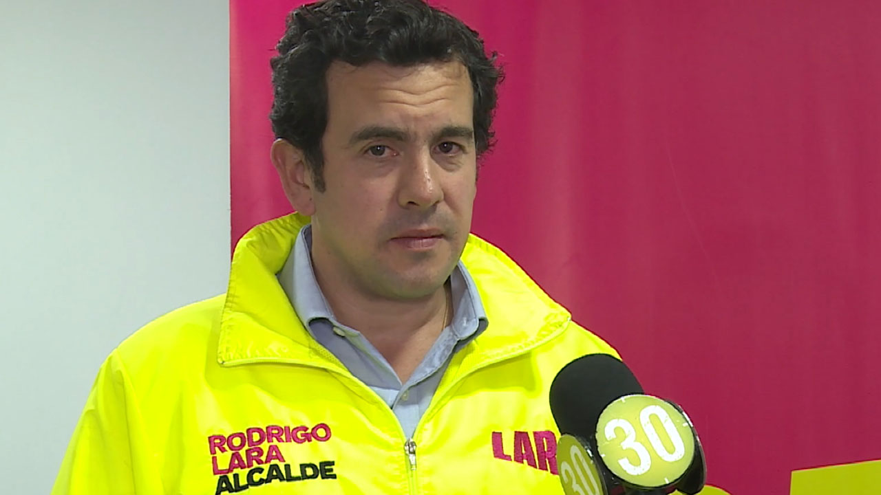 VIDEO. Ni roscas ni maquinarias, soy candidato de la gente: Lara