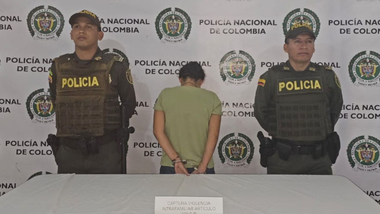 FOTOS. Por agredir a sus familiares los capturaron en Antioquia