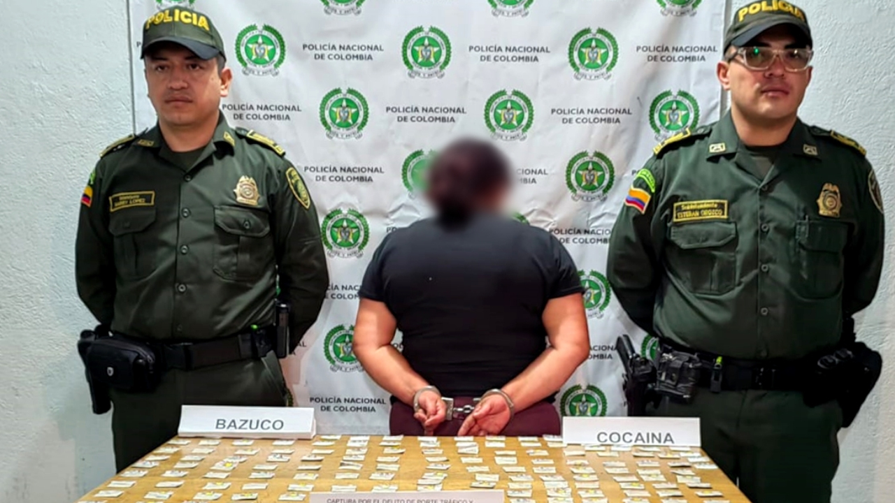 Por andar con drogas capturaron a hombres y mujeres en Antioquia