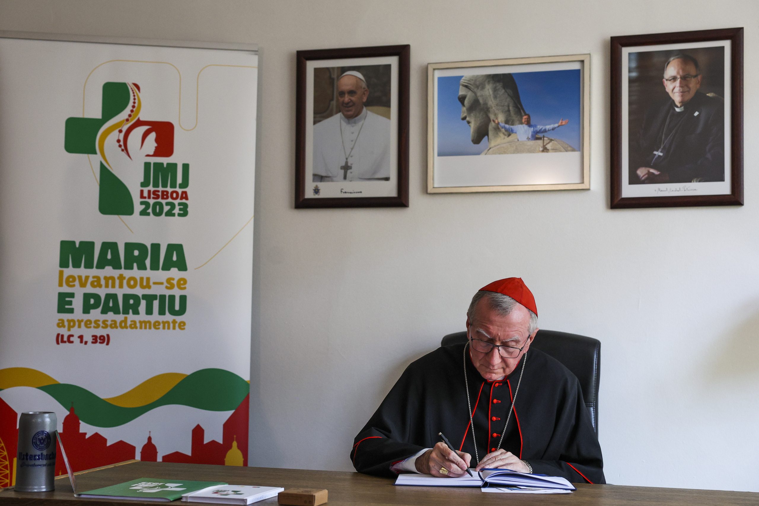 El Secretario de Estado vaticano expresa su dolor por Gaza al primer ministro palestino