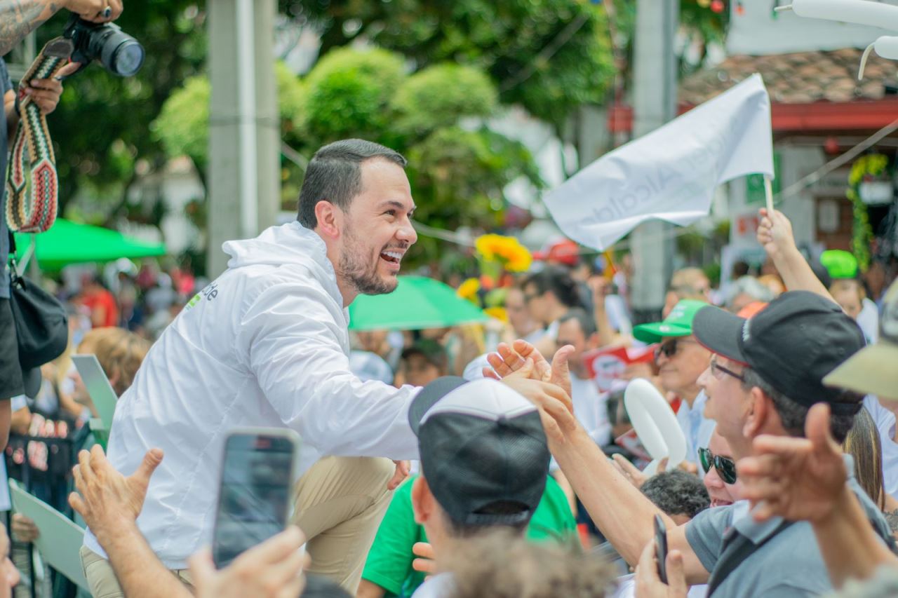 Con más de 15 años de experiencia, Isabel Cristina Diaz continuará en la Secretaria de Infraestructura Física de Sabaneta