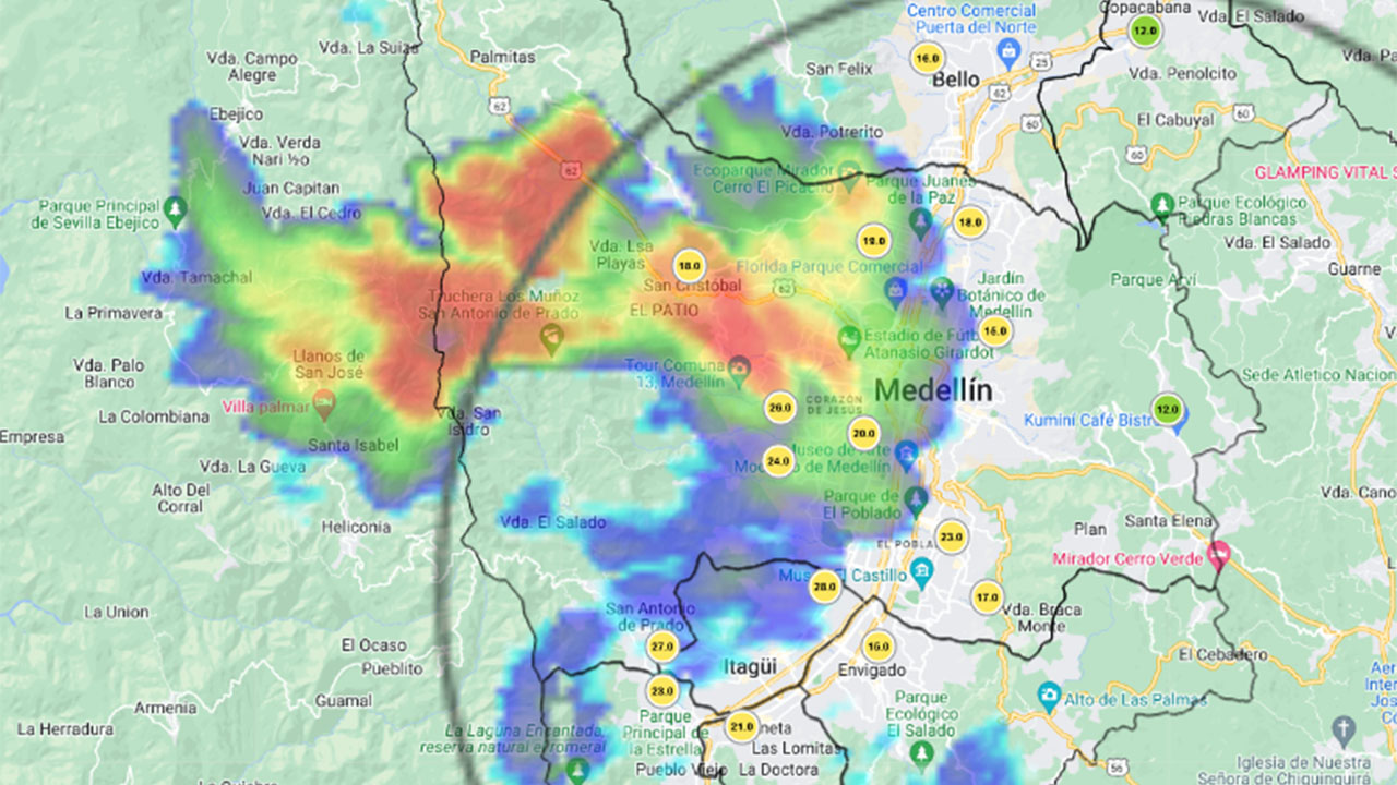 FOTOS. Tras el fuerte aguacero, se inundó la glorieta de San Juan en Medellín