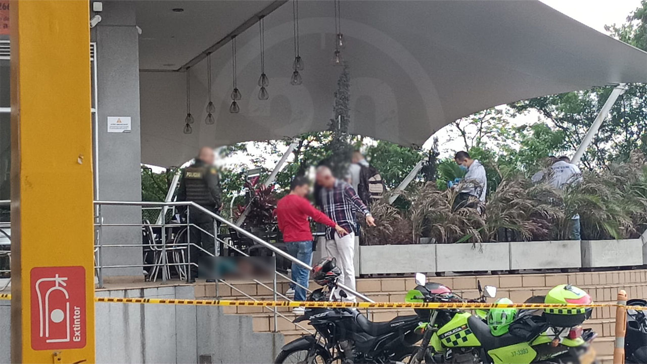 FOTOS Y VIDEO. Tres muertos y cuatro heridos dejó ataque sicarial en Bello