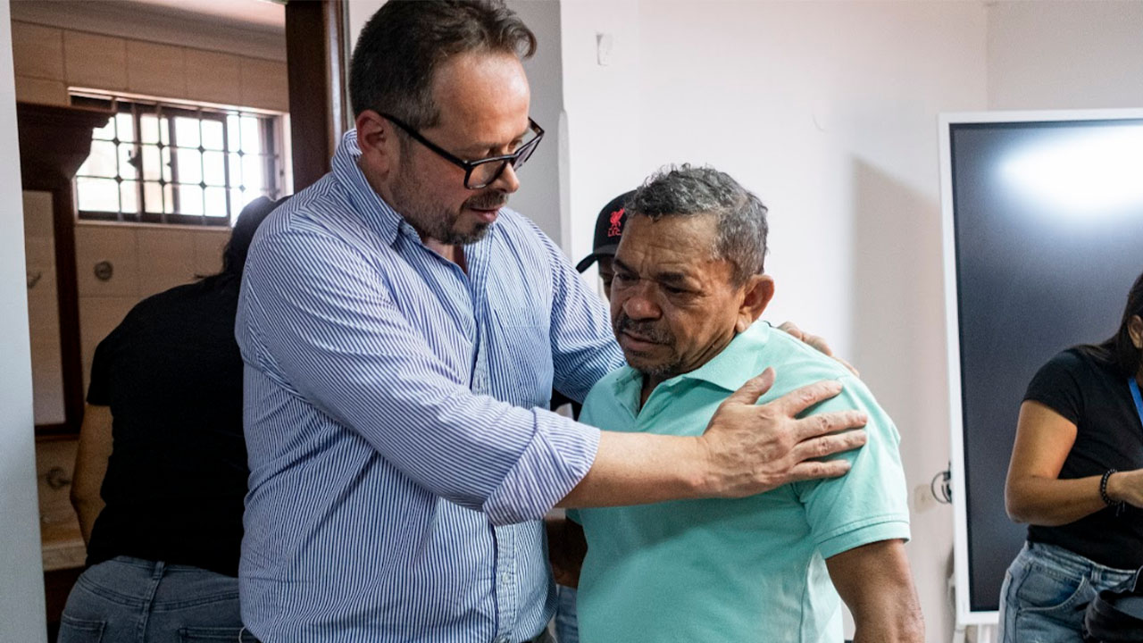 "Gracias a Dios por traerme de regreso a casa": Luis Manuel Díaz tras ser liberado