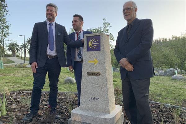 Chile ya luce el hito más austral del Camino de Santiago