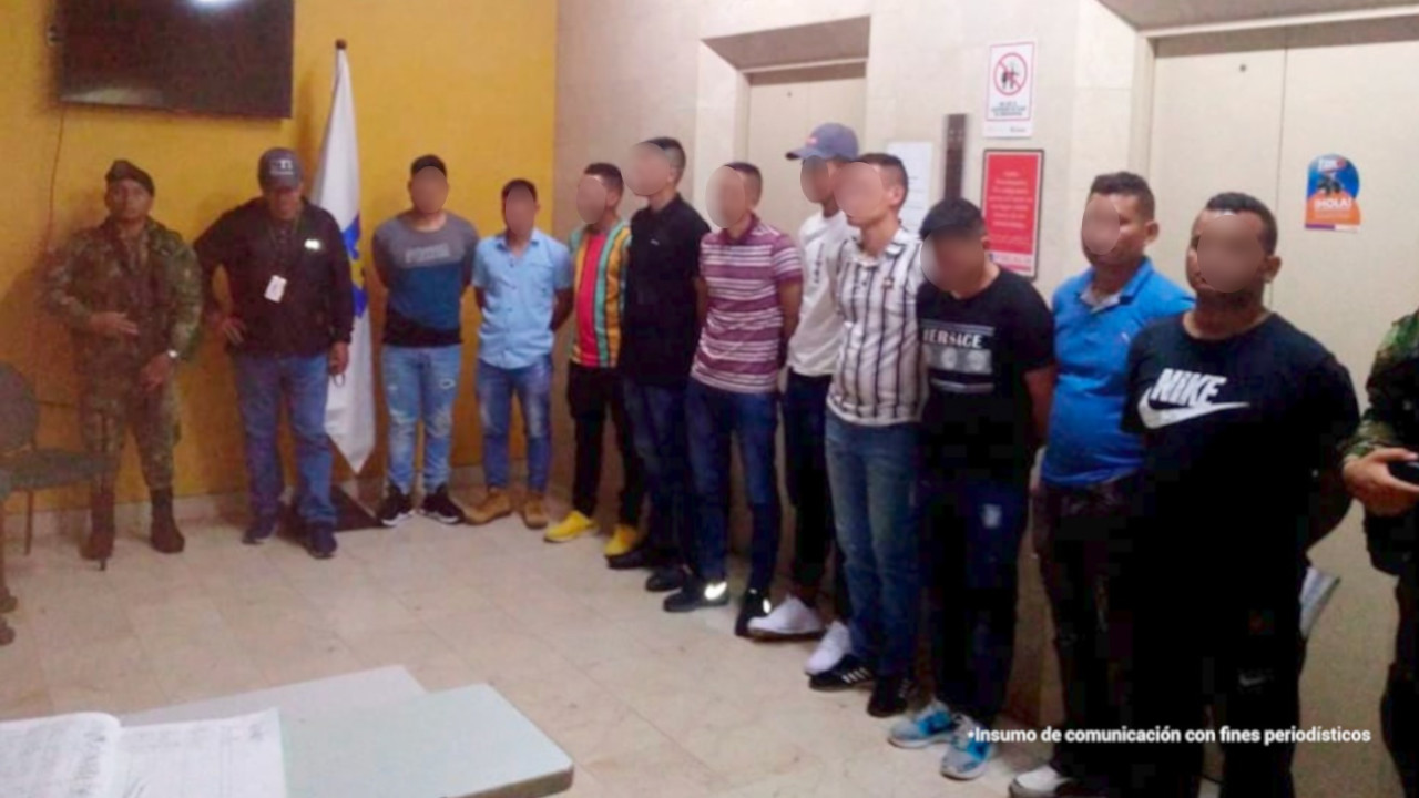 A la cárcel 10 militares implicados en el asesinato de un campesino en el Cauca