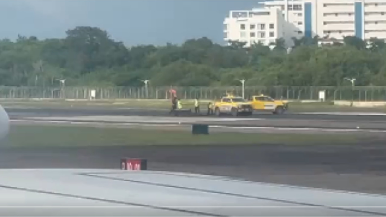 Aeropuerto de Cartagena está paralizado por contingencias en la pista