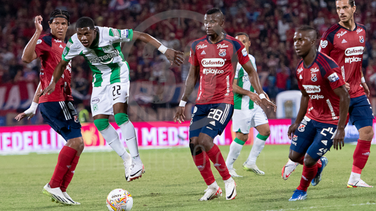 Hinchas rojos y verdes a la venta boletas para los partidos