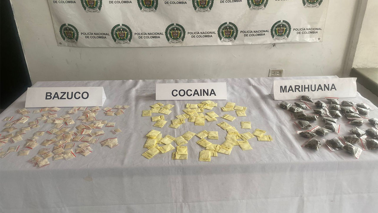 La Policía Metropolitana del Valle de Aburrá logró incautar y capturar varias personas por tener drogas en Medellín