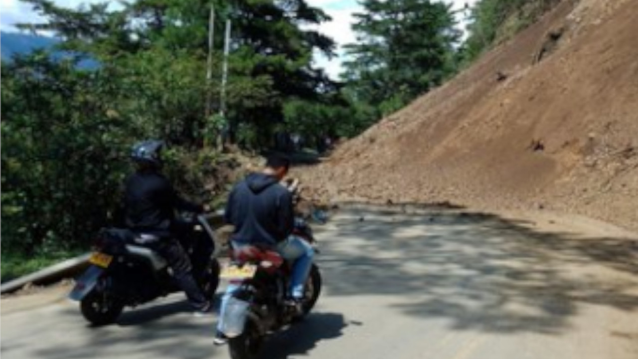 Cierre de la vía entre Santa Fe de Antioquia y Cañasgordas