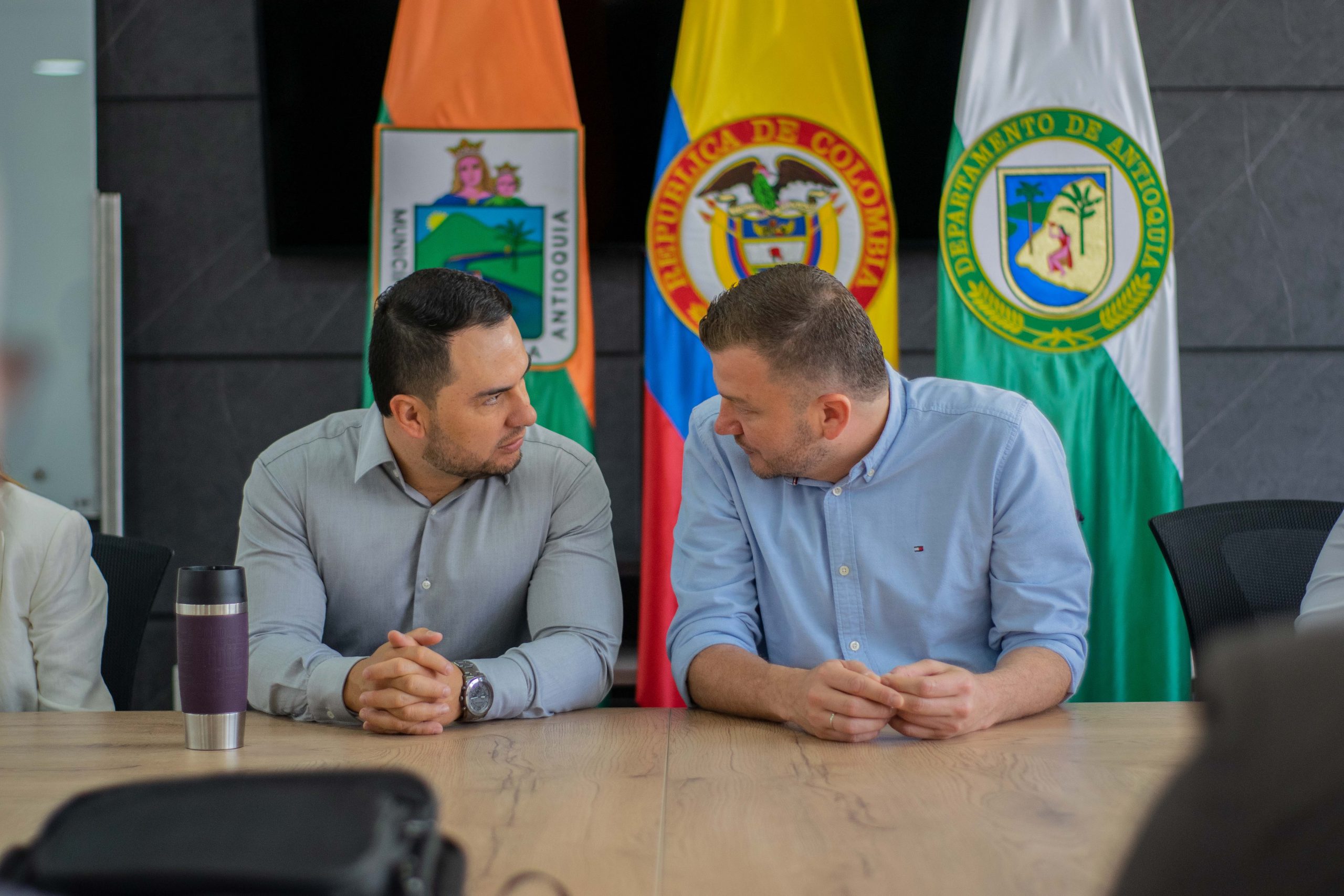 En Sabaneta inició oficialmente el empalme entre el equipo del alcalde electo Alder Cruz y la Administración saliente