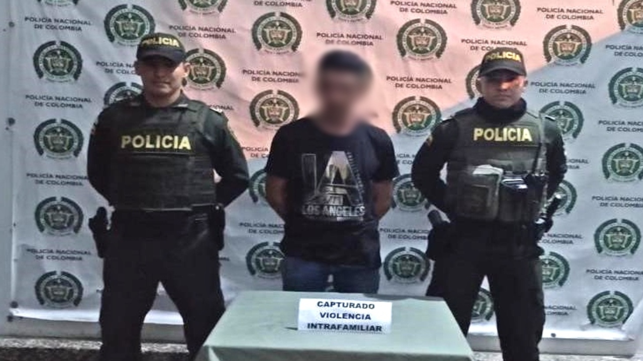 FOTOS. Capturaron a unas personas que estaban agrediendo a la familia en Antioquia