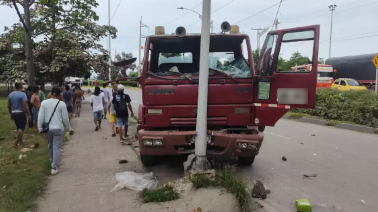 Niña de 9 años murió por impacto de llantas de tractomula