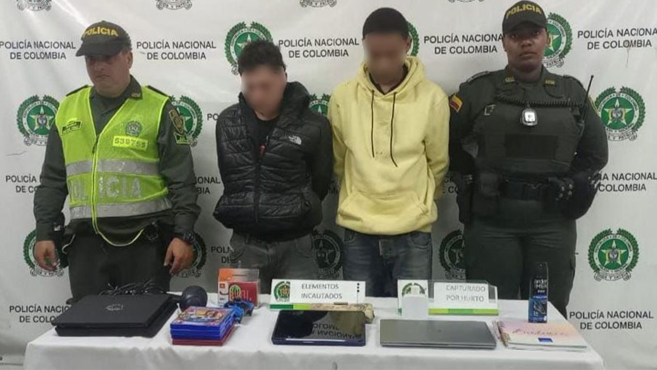 VIDEO. ¿Muy parchados?, dos jóvenes fueron sorprendidos robando en una casa en Itagüí