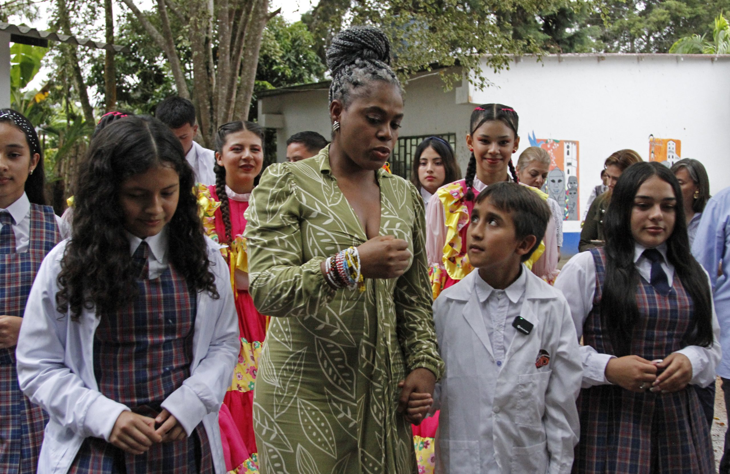 La escuela colombiana que con su reciclaje del café logró ser la mejor del mundo