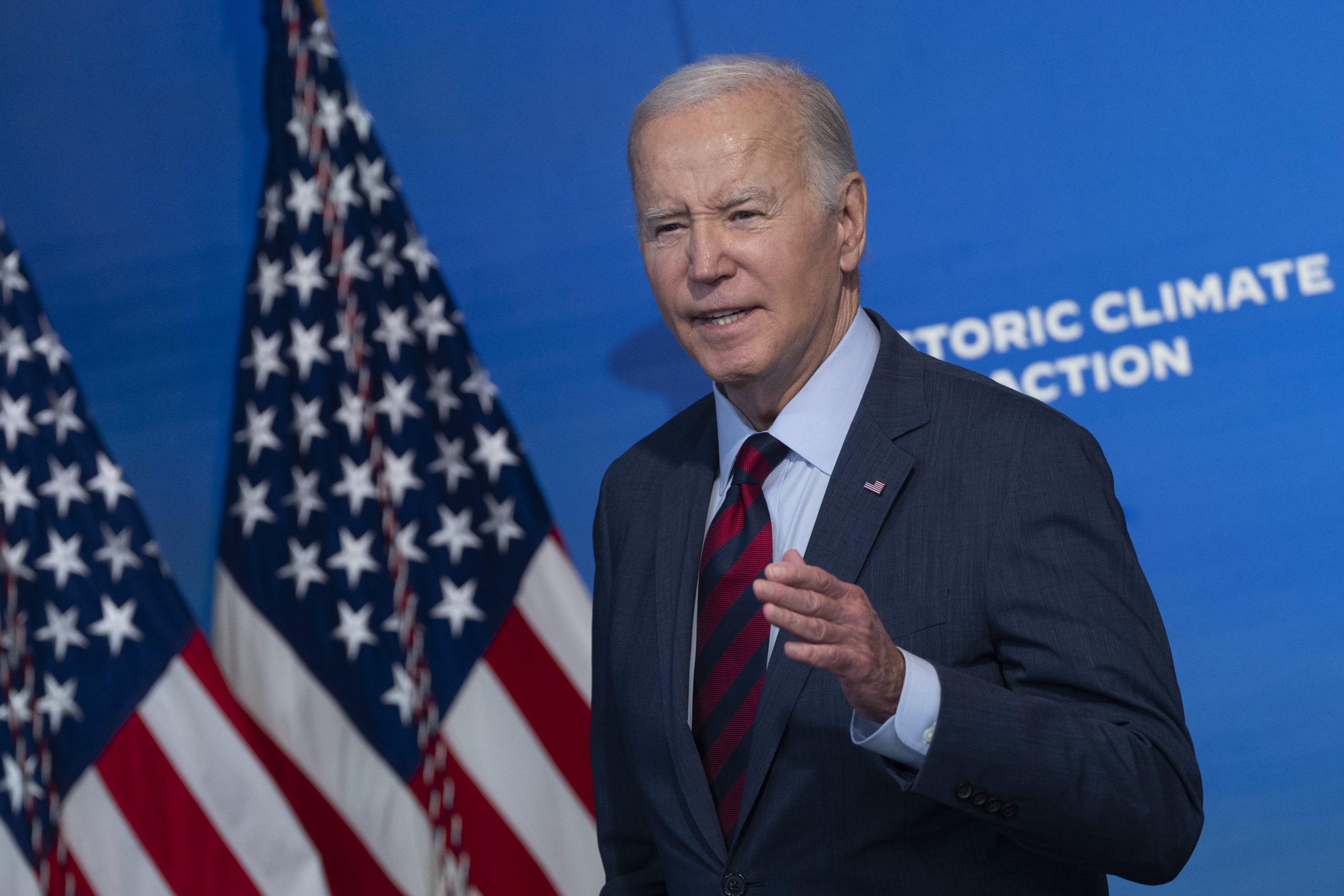 ¿Espionaje o locura? Mujer en Ibagué demanda a Joe Biden y pide 50 millones de dólares.