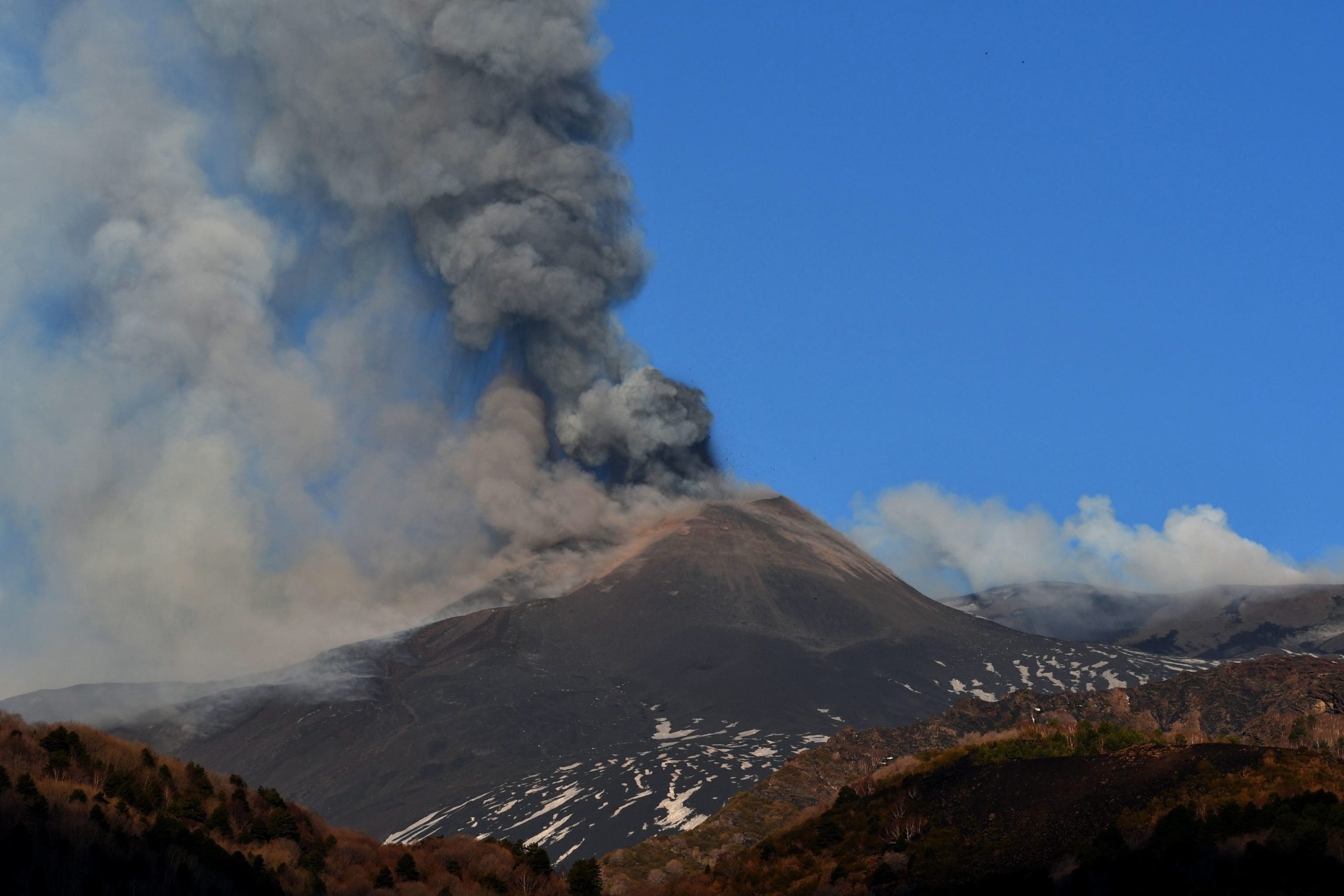 El volcán Etna vuelve a la normalidad tras una nueva fase eruptiva