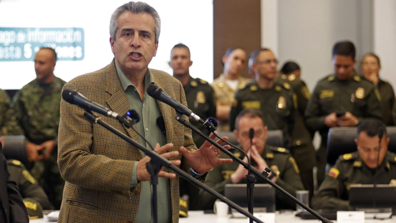 ELN debe entender que el país no acepta la práctica del secuestro: Ministro Velasco