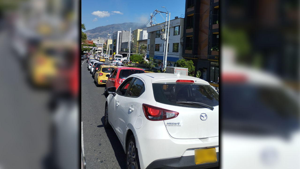 Se prendió el mirador ancestral en Piedras Blancas, incendio de cobertura vegetal en Santa Elena