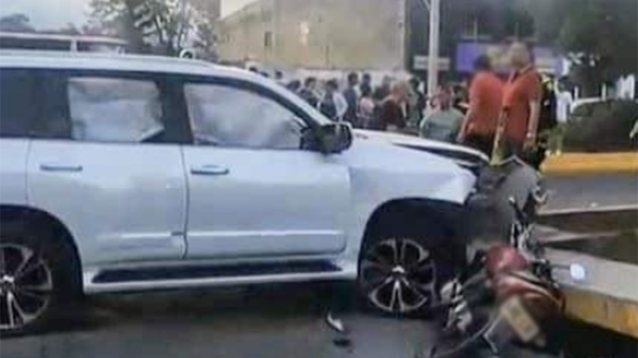 Camioneta atropelló a motociclistas por ataque a tiros en Ocaña