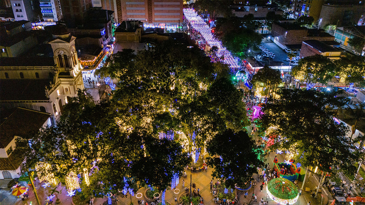 Alumbrados en Sabaneta se inspiraron en el Eje Cafetero