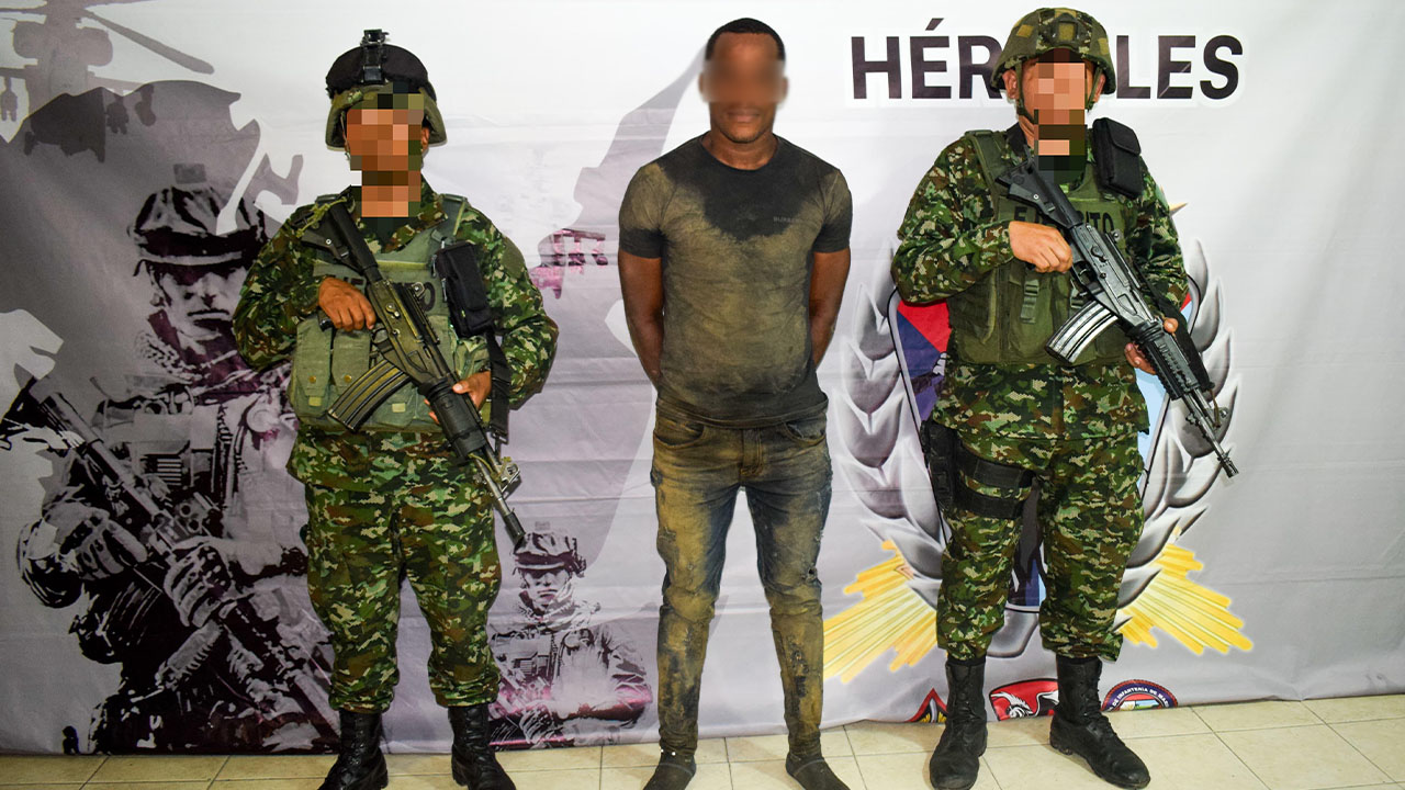 Capturan en la frontera colombo-ecuatoriana a alias Guasón