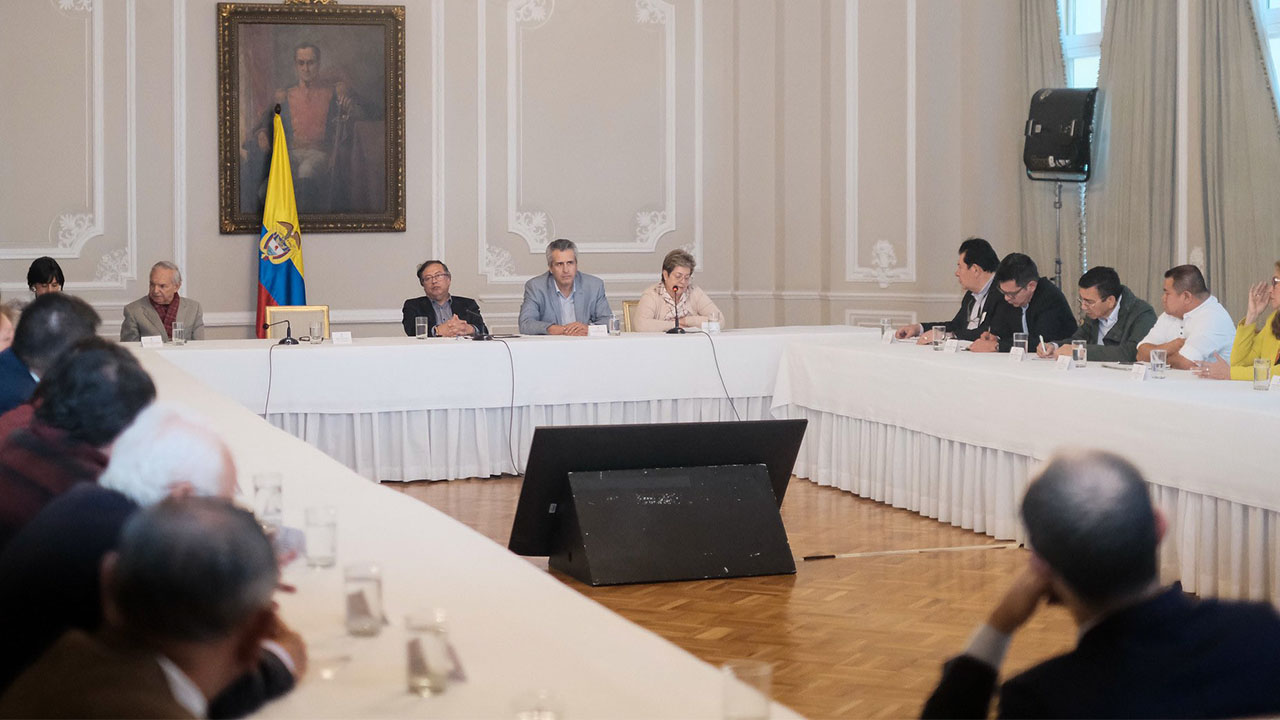 cónclave del gobierno Petro se amplió para este jueves