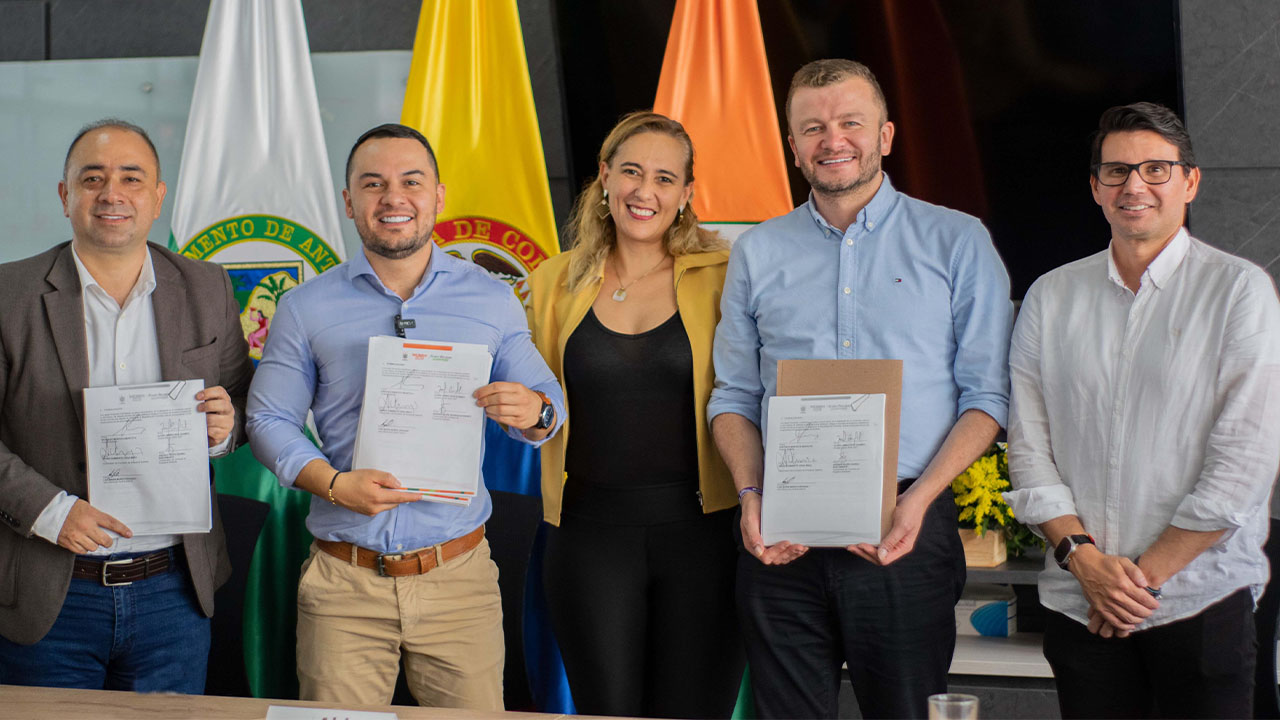 En Sabaneta ya firmaron el acta de finalización del proceso de empalme