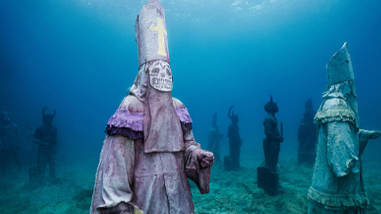 Parque de esculturas subacuáticas en Granada tiene nuevas obras