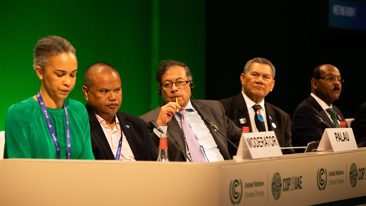 Gustavo Petro en Emiratos Árabes Unidos