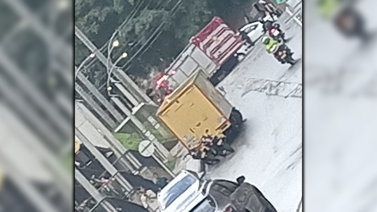 VIDEO. ¡Atención! Incendio de un carro en Sabaneta, en el sector de Villa Romera