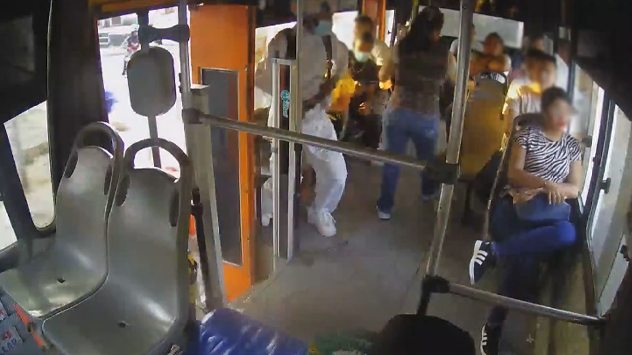 Ladrones tienen azotados a los pasajeros de buses en Barranquilla