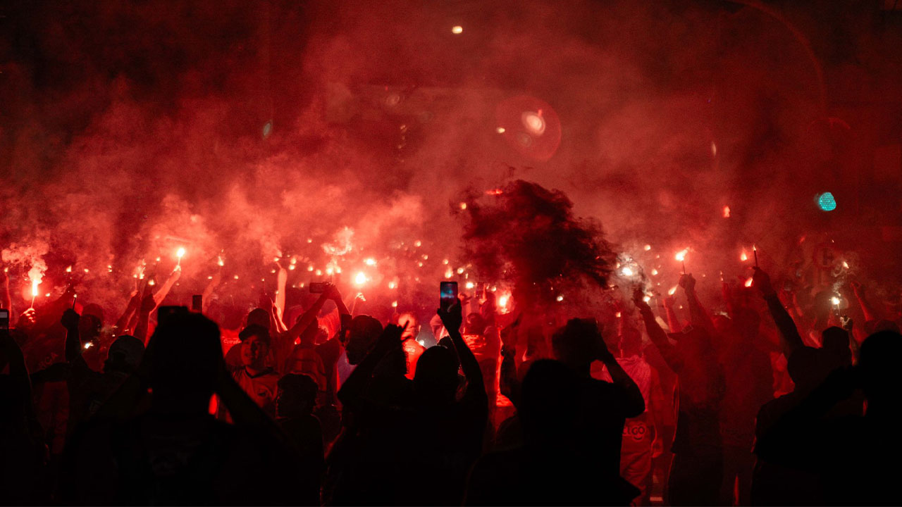 Hinchas armaron la fiesta en Ditaires para alentar al DIM