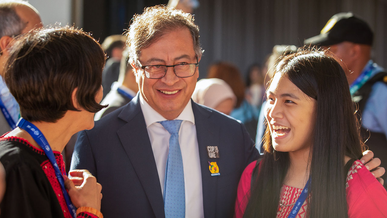 The Guardian destaca la firma del presidente Gustavo Petro al Tratado de No Proliferación de Combustibles Fósiles