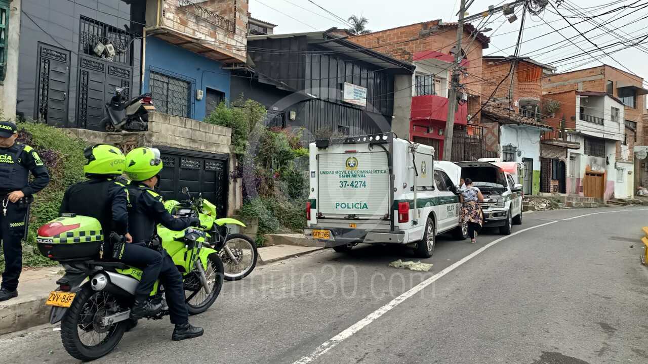 En una vivienda del barrio Niquitao de Medellin, mujer asesina a su esposo y escapa con sus dos hijos