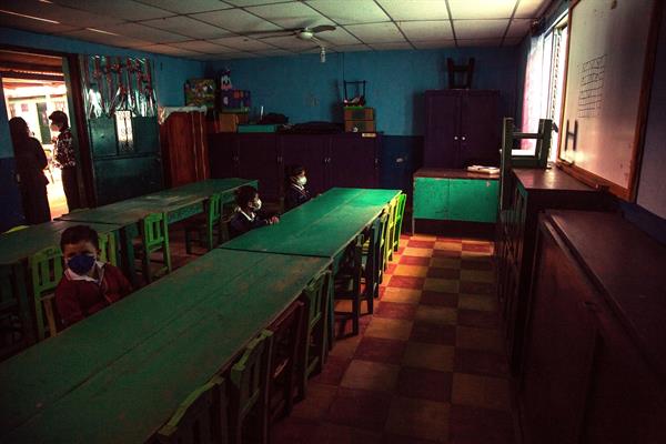 Guatemala se estanca en matemáticas, lectura y ciencia, según el último informe PISA