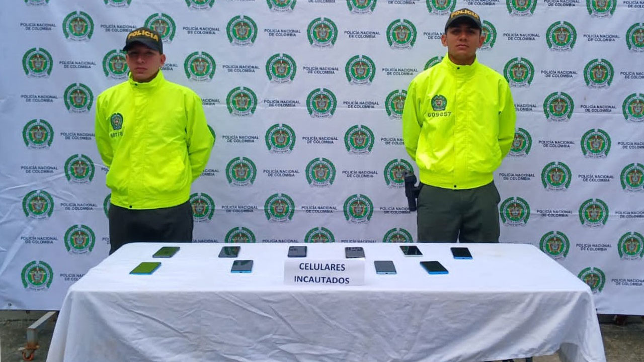 Plan Navidad: Policía incautó celulares sin documentación legal