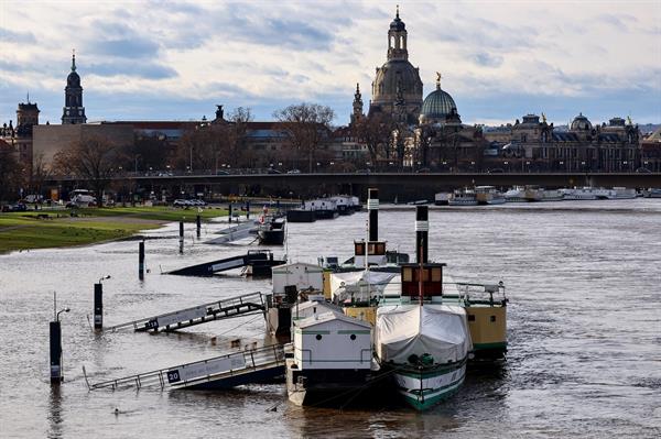 “Land” alemán de Baja Sajonia solicita ayuda del Ejército por las inundaciones