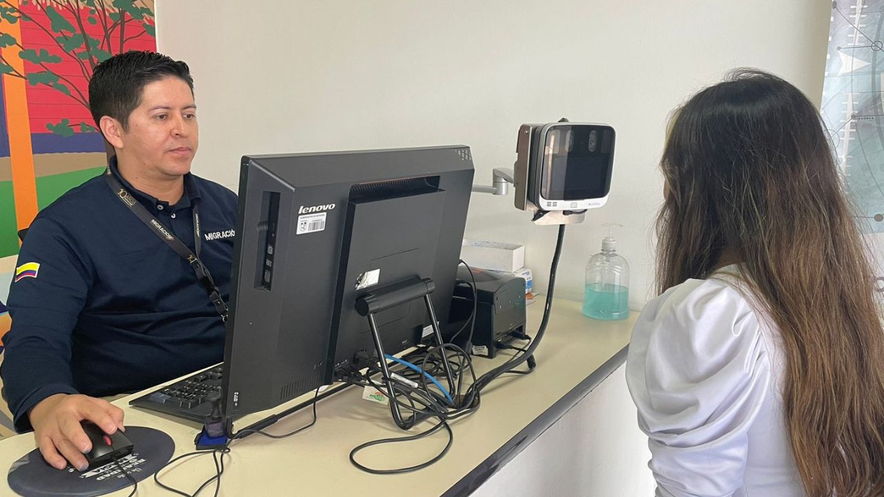 ¡Evítese las filas! Extienden servicio Biomig en la Oficina de Pasaportes de Antioquia